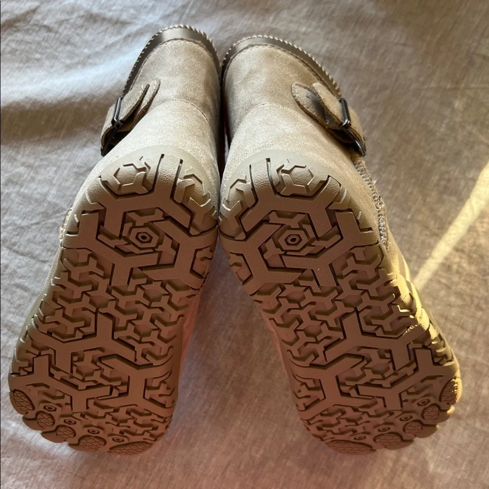Hike Footwear Cozely Barefoot Boots
